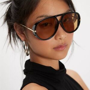 Free people sunday afternoon aviator Stylish Black and Gold Women's Sunglasses